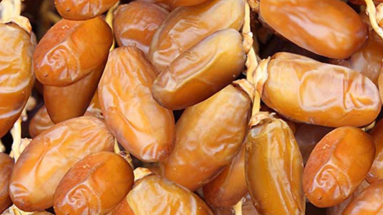 Dates Set for 354,000 Tons of Dates Production