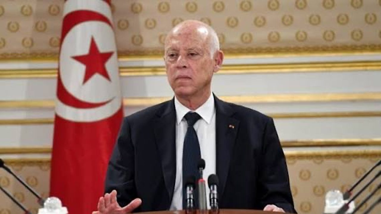 محمد كريشان يكشف رفضه عرضا لتولي خطة مستشار إعلامي للرئيس قيس سعيد