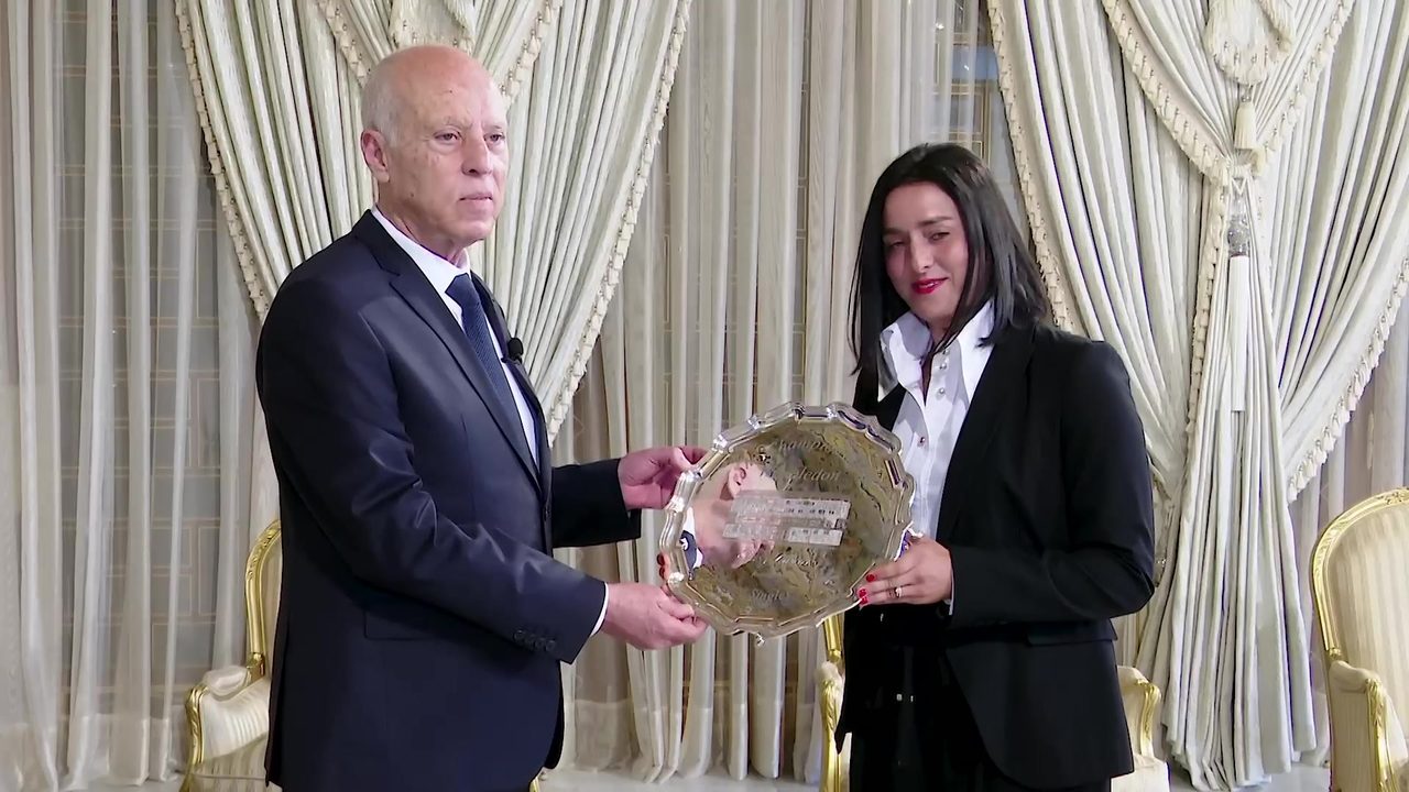 رئيسة الحكومة تؤدي زيارة رسمية إلى روسيا