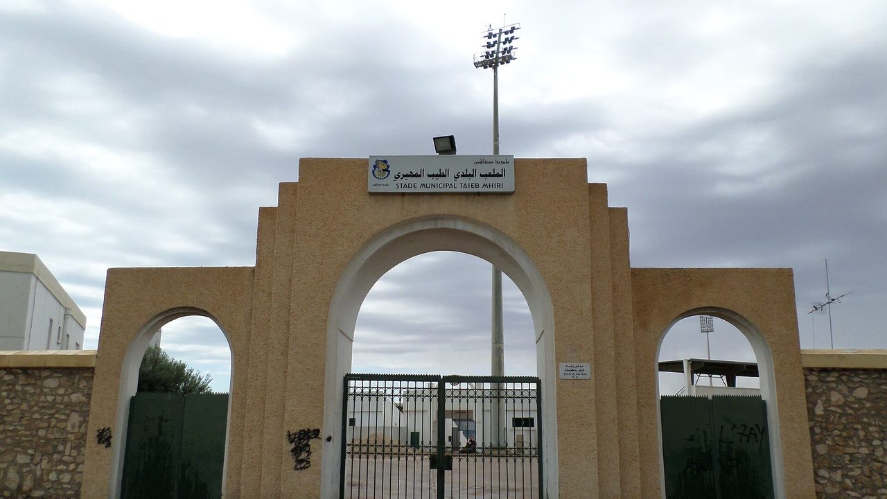 تأهيل ملعب الطيب المهيري بصفاقس رسمياً للمباريات القارية