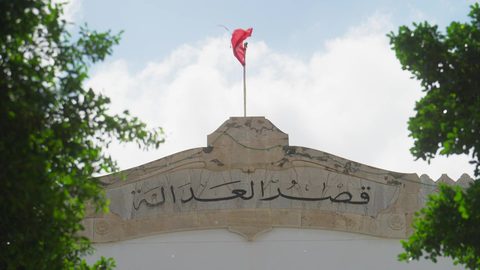القضاء يثبت سجن الصحفيين مراد الزغيدي وبرهان بسيس