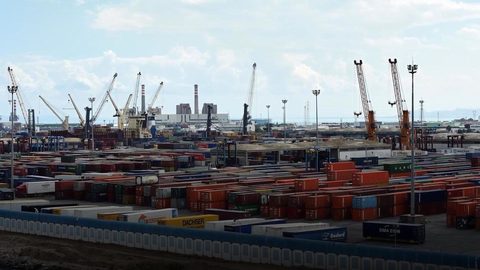 Le projet de budget économique vise à intégrer des milliers de travailleurs en 2027.