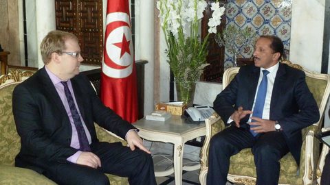 محمد عبو يجدد المطالبة برحيل الرئيس ويؤكد اعتزاله العمل السياسي النهائي